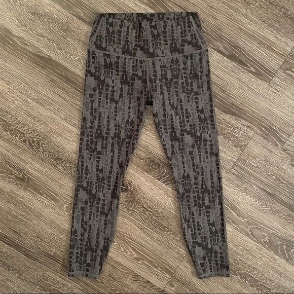 Varley Luna Legging in Textured Scales NWOT - Picture 1 of 6